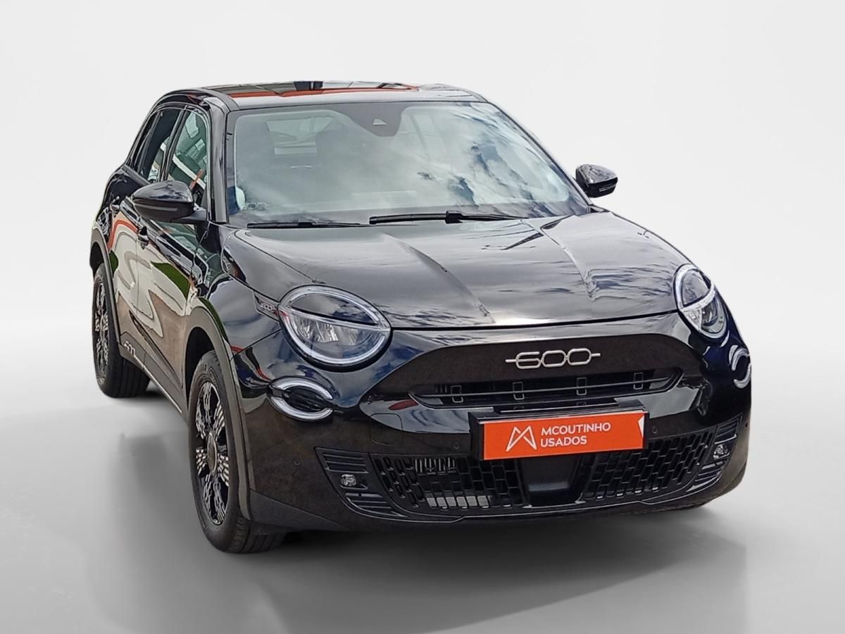 fiat-600-2025-hibrido-a-gasolina-1199cc