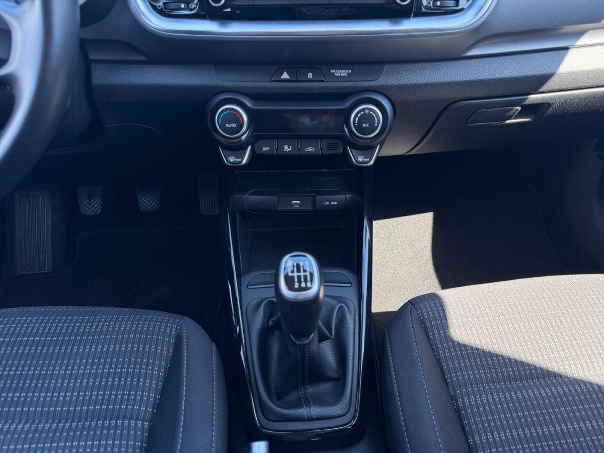 kia-stonic-2025-gasolina-998cc