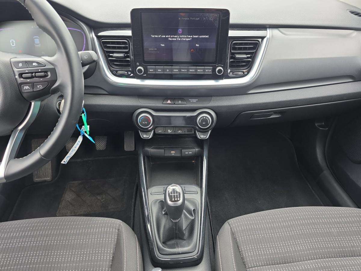 kia-stonic-2025-gasolina-998cc