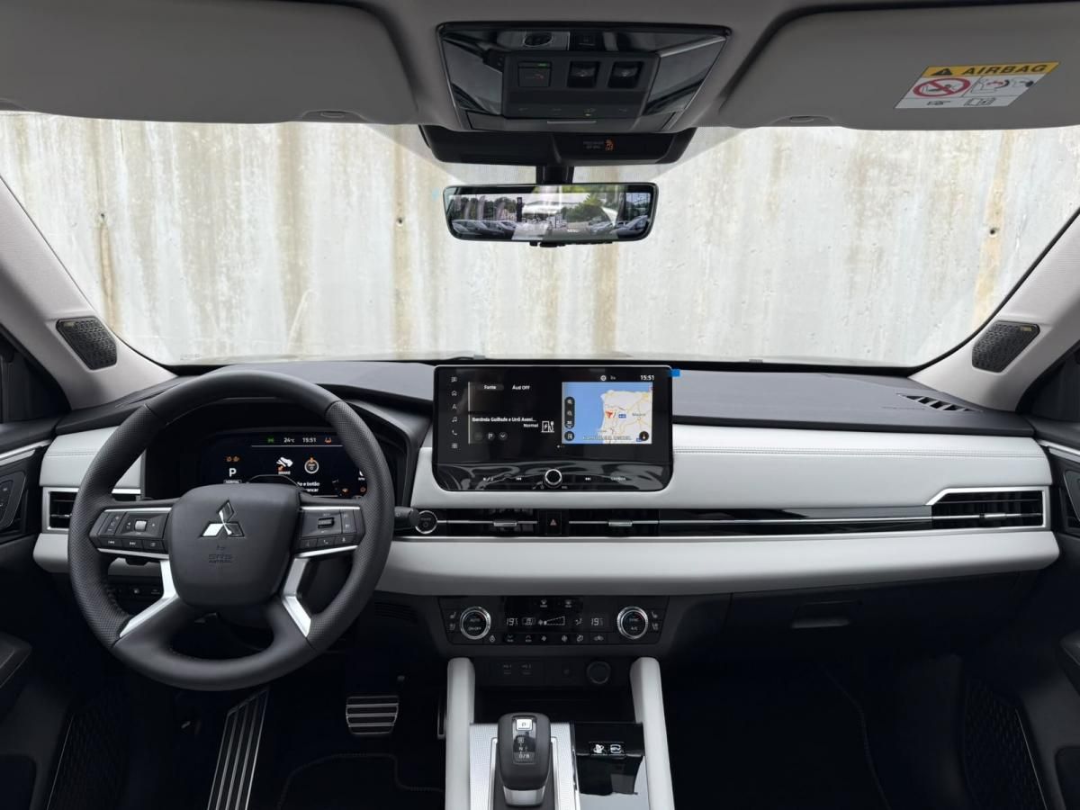 mitsubishi-outlander-2026-hibrido-a-gasolina-2360cc