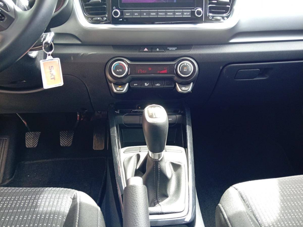 kia-stonic-2025-gasolina-998cc