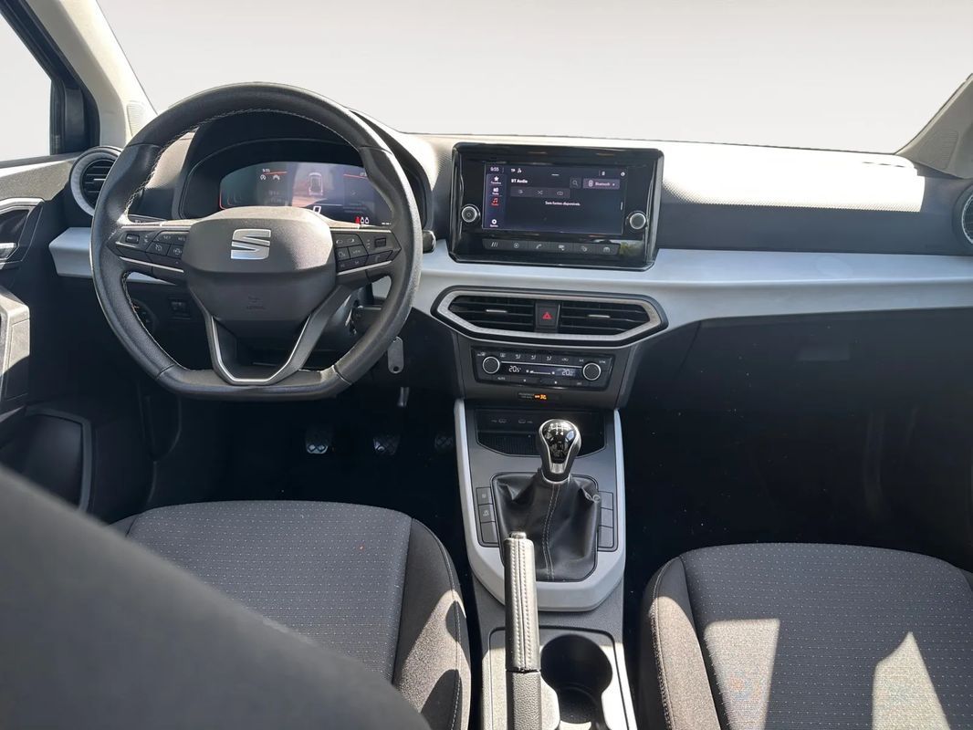 seat-arona-2023-gasolina-999cc