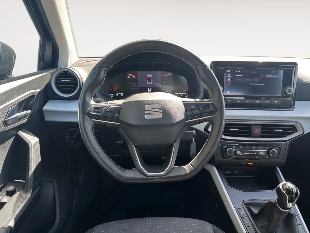 seat-arona-2023-gasolina-999cc