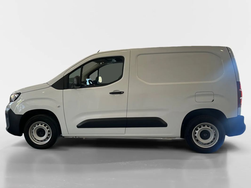 peugeot-partner-2024-diesel-1499cc