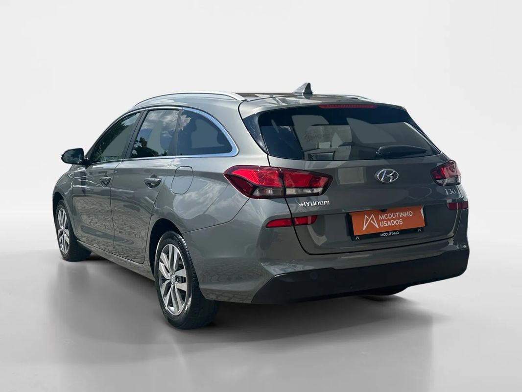 hyundai-i30-sw-2019-diesel-1598cc