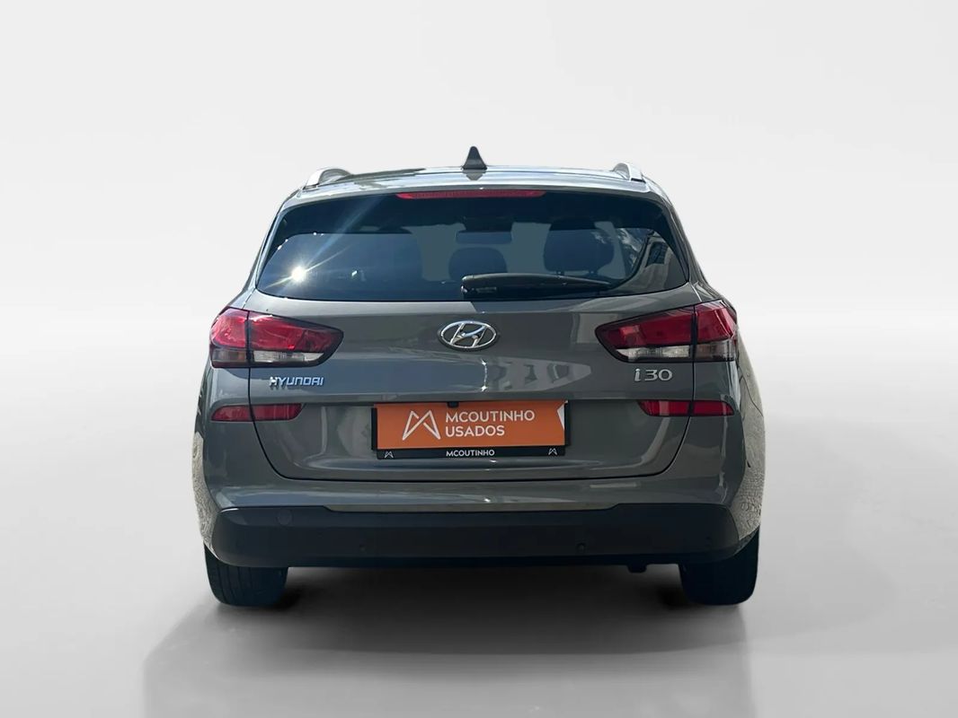 hyundai-i30-sw-2019-diesel-1598cc