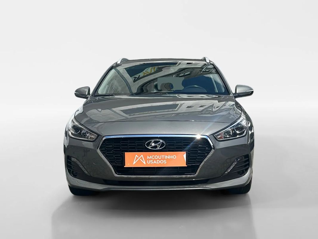 hyundai-i30-sw-2019-diesel-1598cc