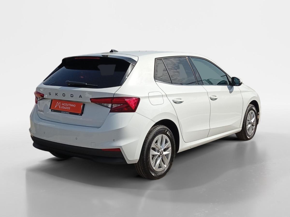 skoda-fabia-2025-gasolina-999cc