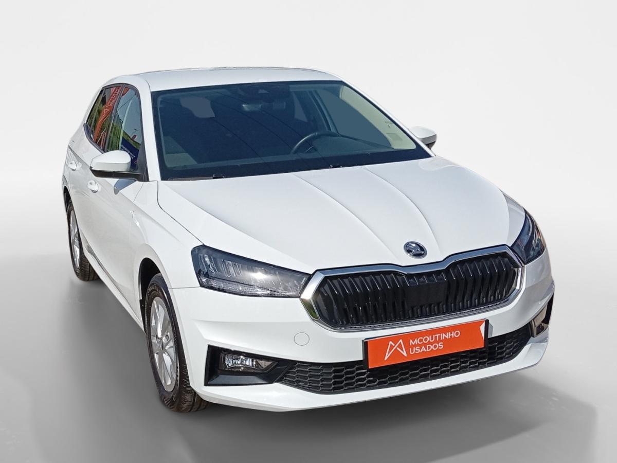 skoda-fabia-2025-gasolina-999cc