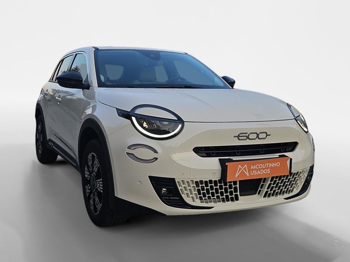 fiat-600-2024-gasolina-1199cc