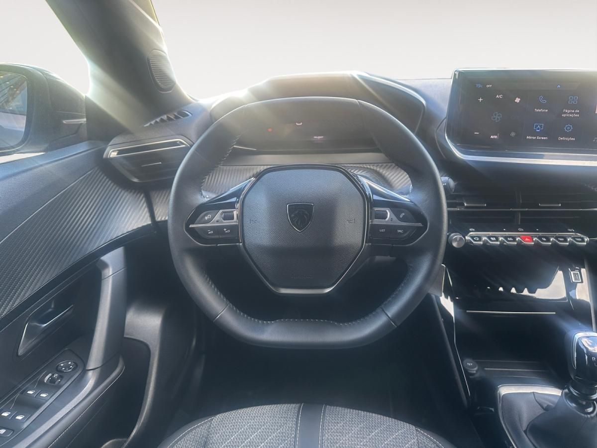 peugeot-2008-2025-gasolina-1199cc