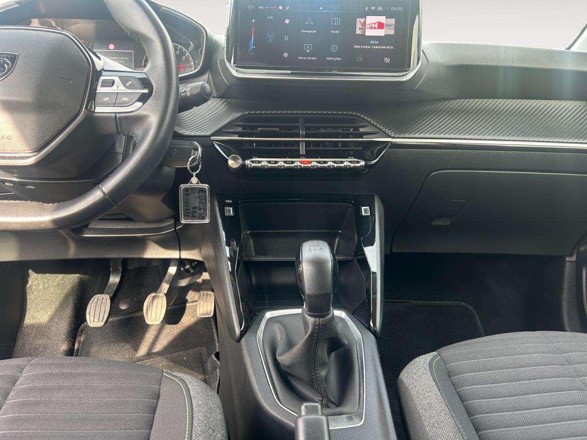 peugeot-208-2024-gasolina-1199cc