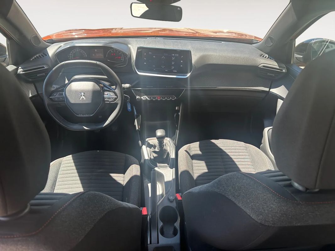 peugeot-2008-2023-gasolina-1199cc