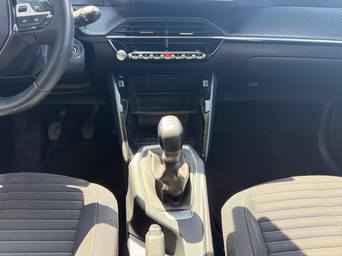 peugeot-208-2024-gasolina-1199cc