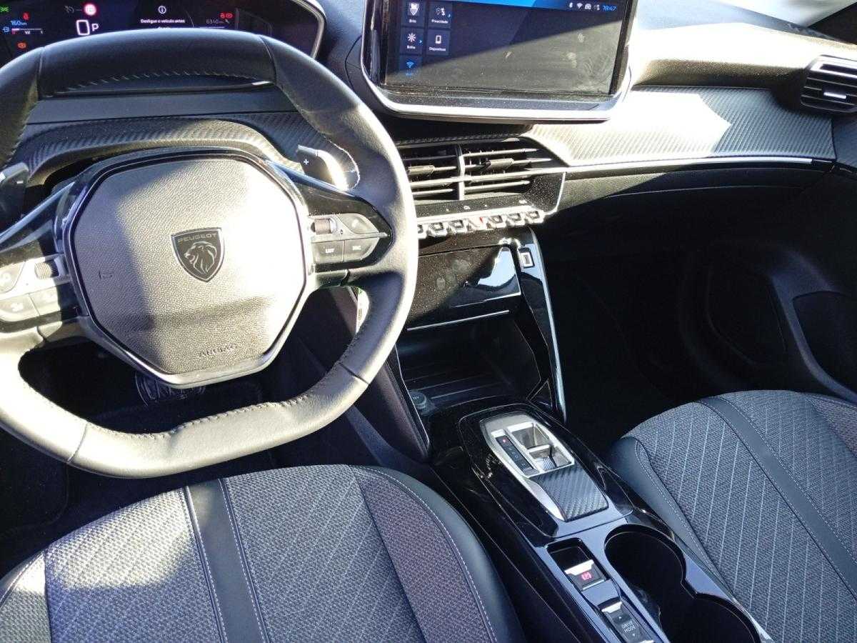 peugeot-208-2025-gasolina-1199cc