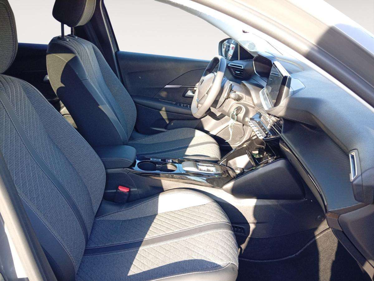 peugeot-208-2025-gasolina-1199cc