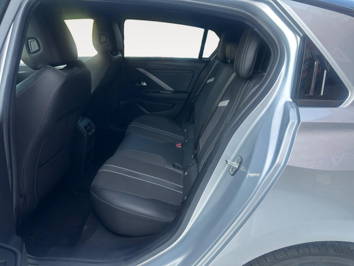 opel-astra-2025-gasolina-1199cc