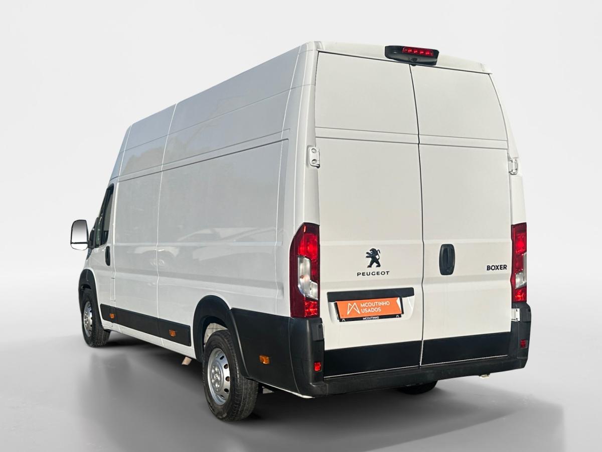 peugeot-boxer-2022-diesel-2179cc