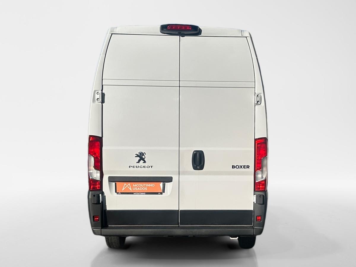 peugeot-boxer-2022-diesel-2179cc