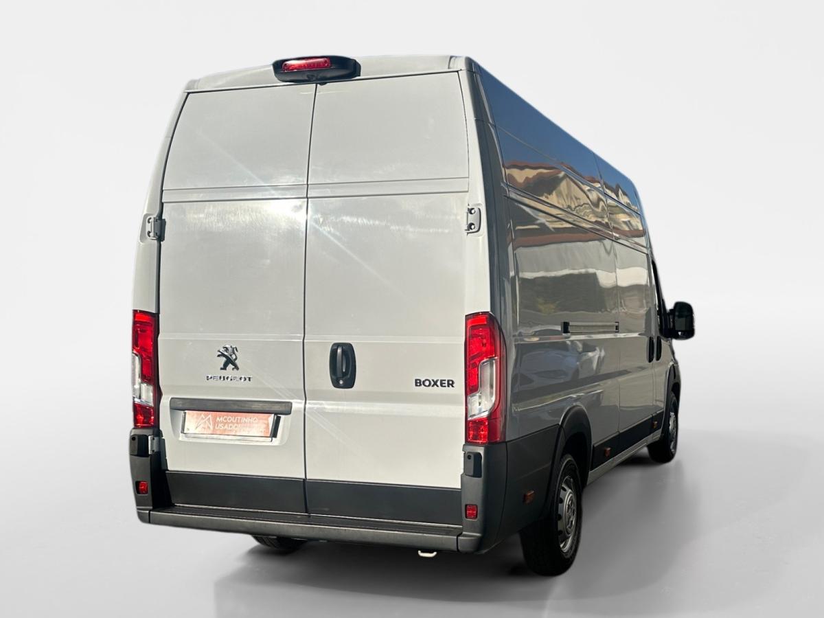 peugeot-boxer-2022-diesel-2179cc