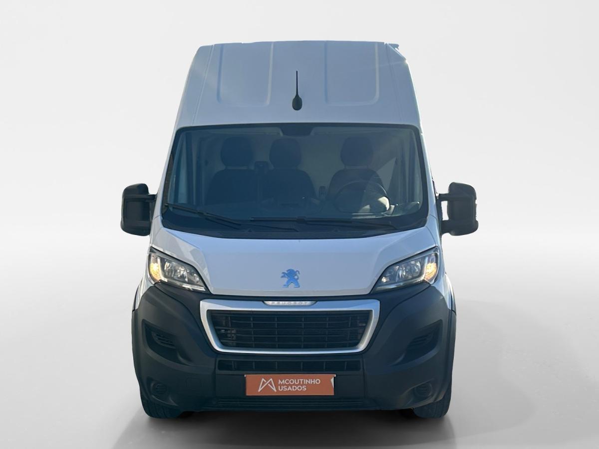 peugeot-boxer-2022-diesel-2179cc