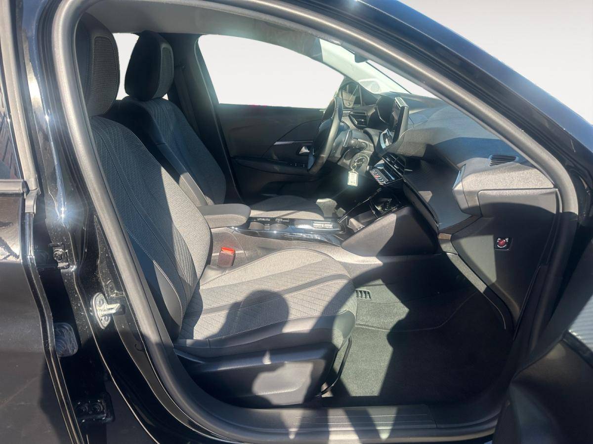 peugeot-208-2025-hibrido-a-gasolina-1199cc