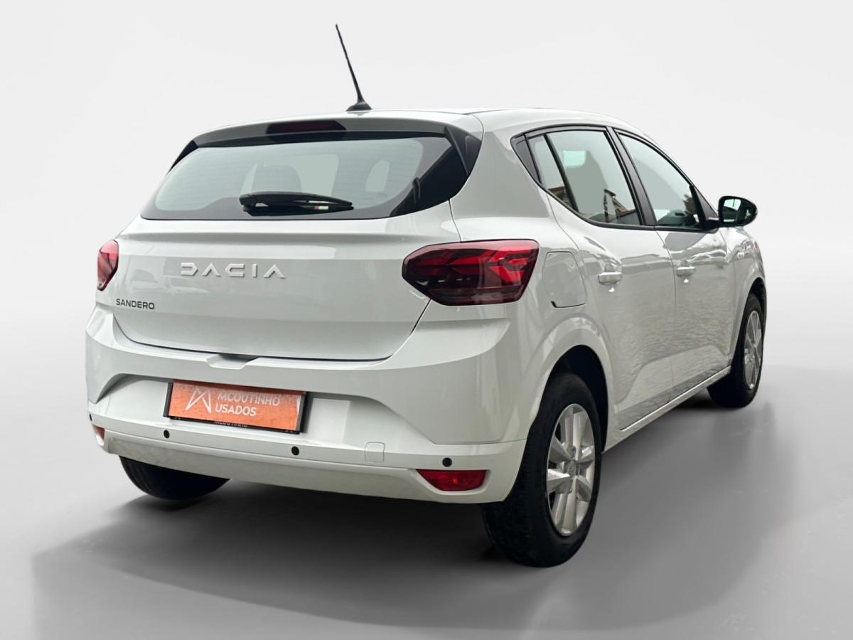 dacia-sandero-2024-gasolina-999cc