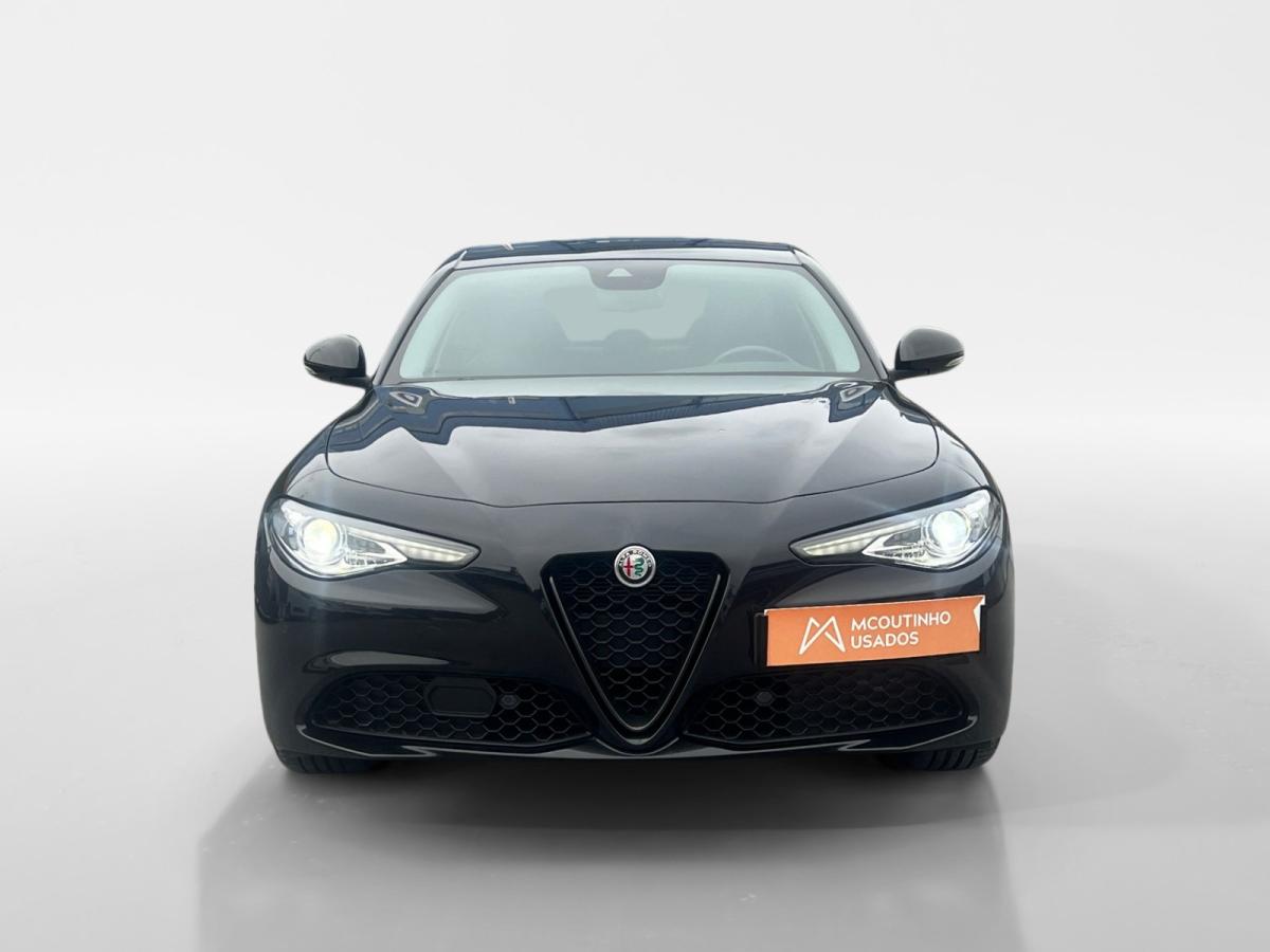 alfa-romeo-giulia-2022-diesel-2143cc