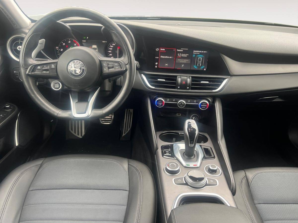 alfa-romeo-giulia-2022-diesel-2143cc