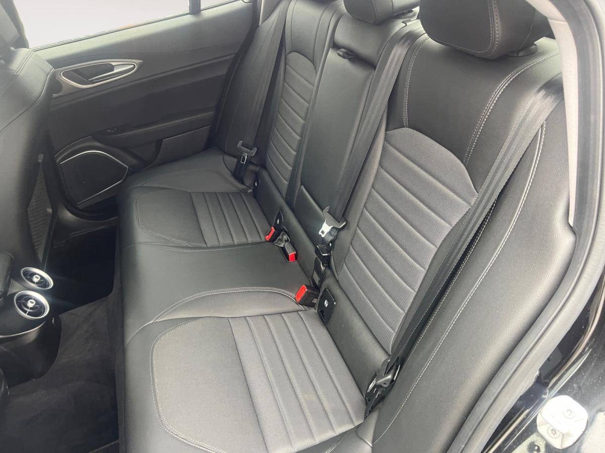 alfa-romeo-giulia-2022-diesel-2143cc