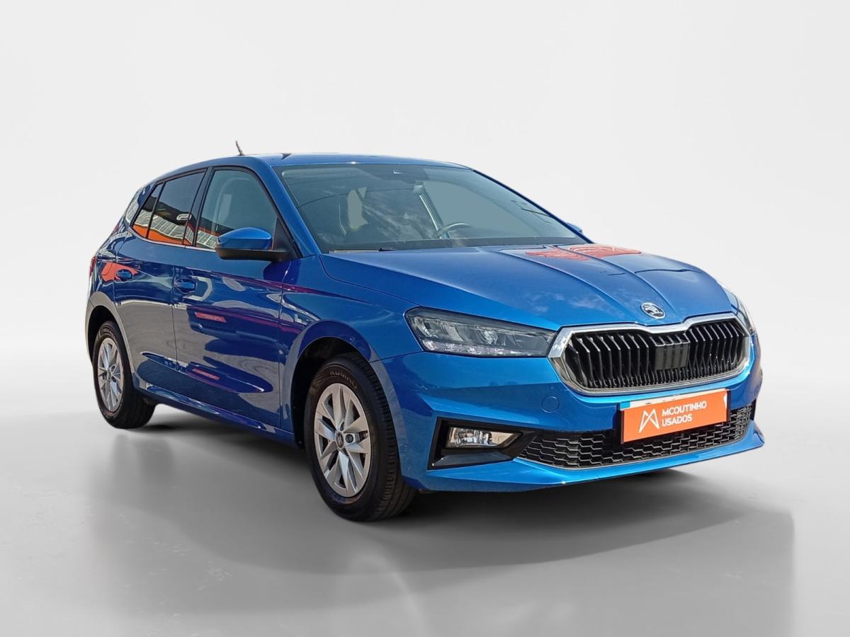 skoda-fabia-2025-gasolina-999cc