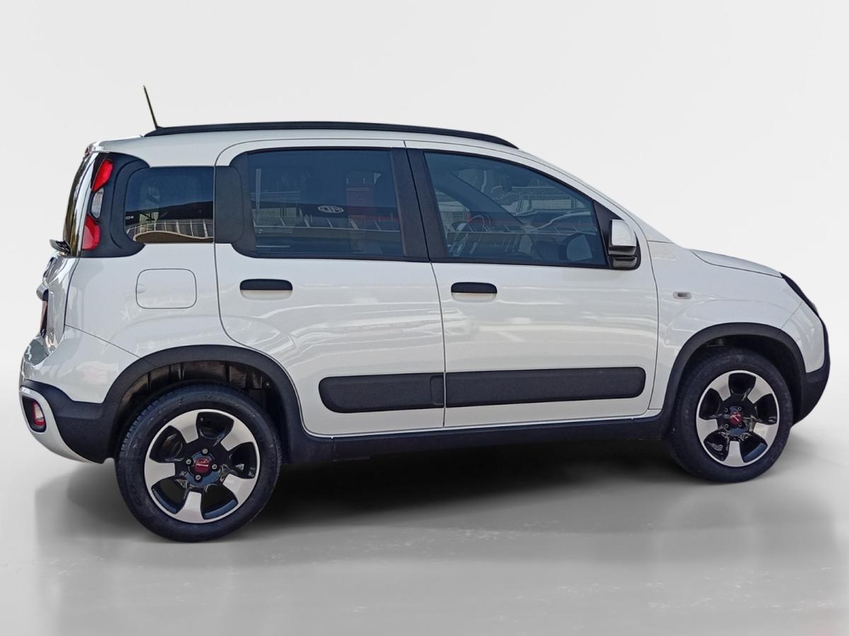 fiat-panda-2024-hibrido-a-gasolina-999cc