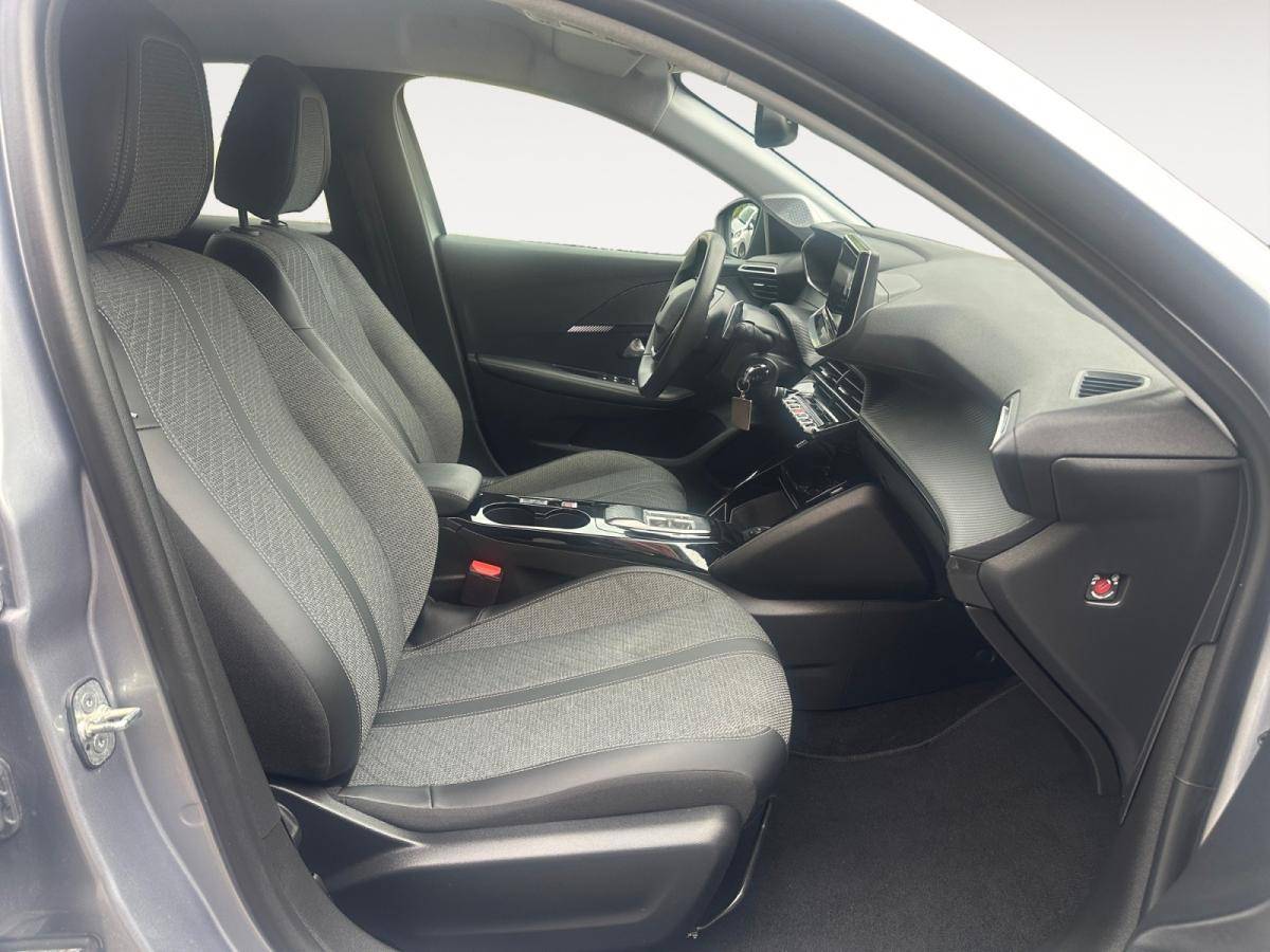 peugeot-208-2025-hibrido-a-gasolina-1199cc