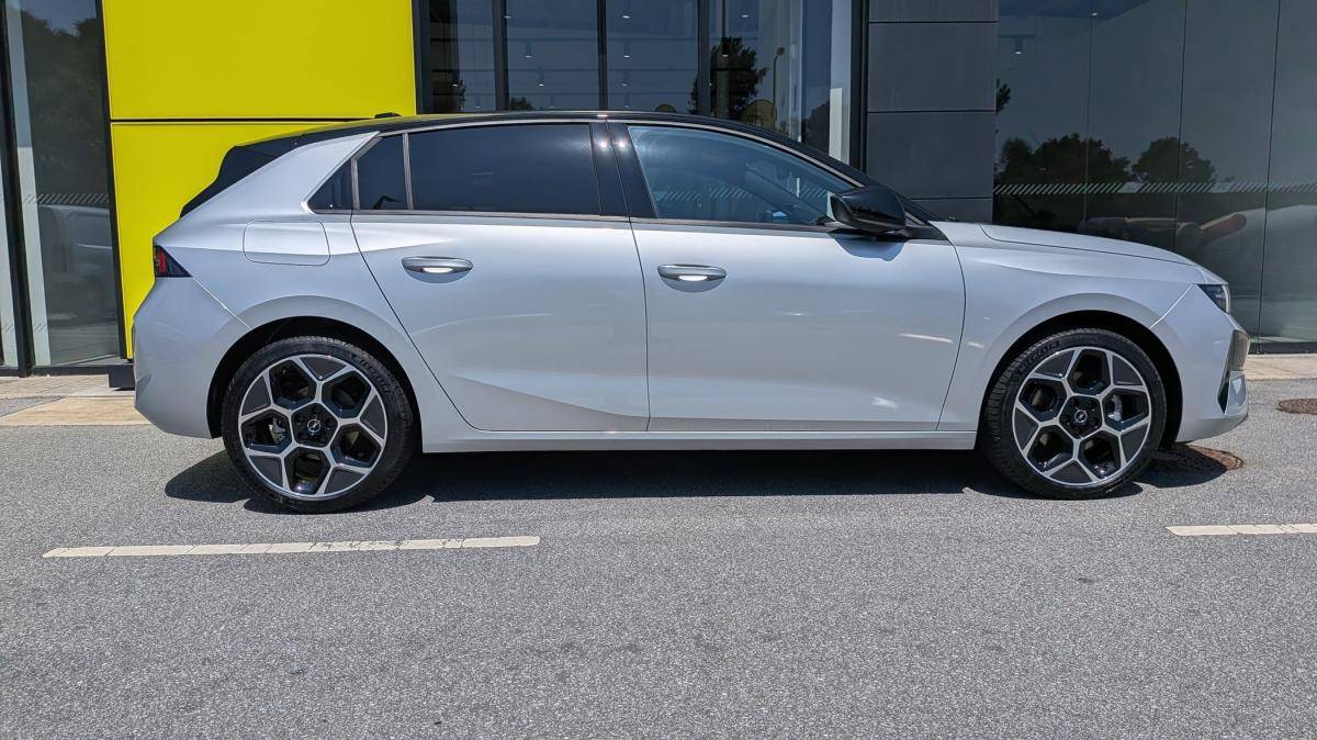 opel-astra-2026-gasolina-1199cc