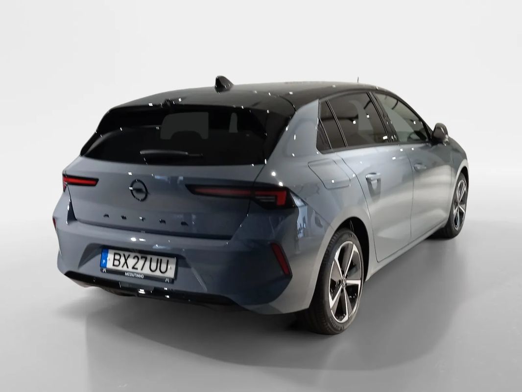 opel-astra-2025-gasolina-1199cc