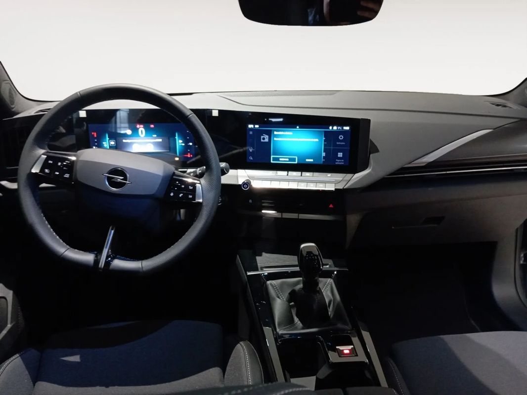 opel-astra-2025-gasolina-1199cc