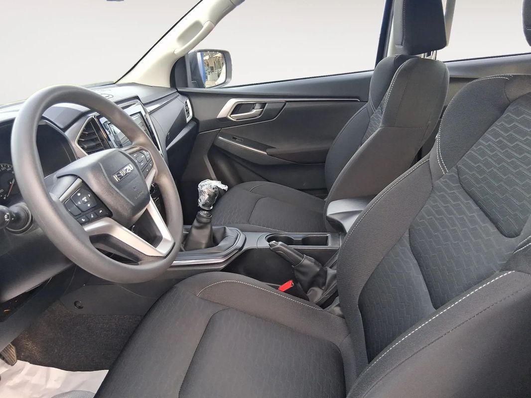 isuzu-d-max-2023-diesel-1898cc