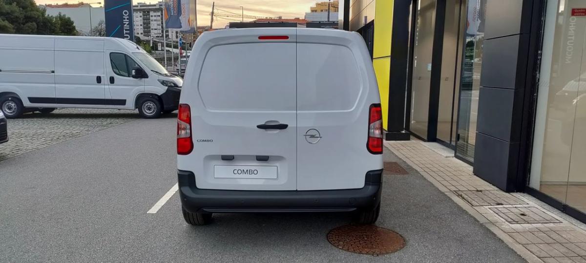 opel-combo-2024-diesel-1498cc