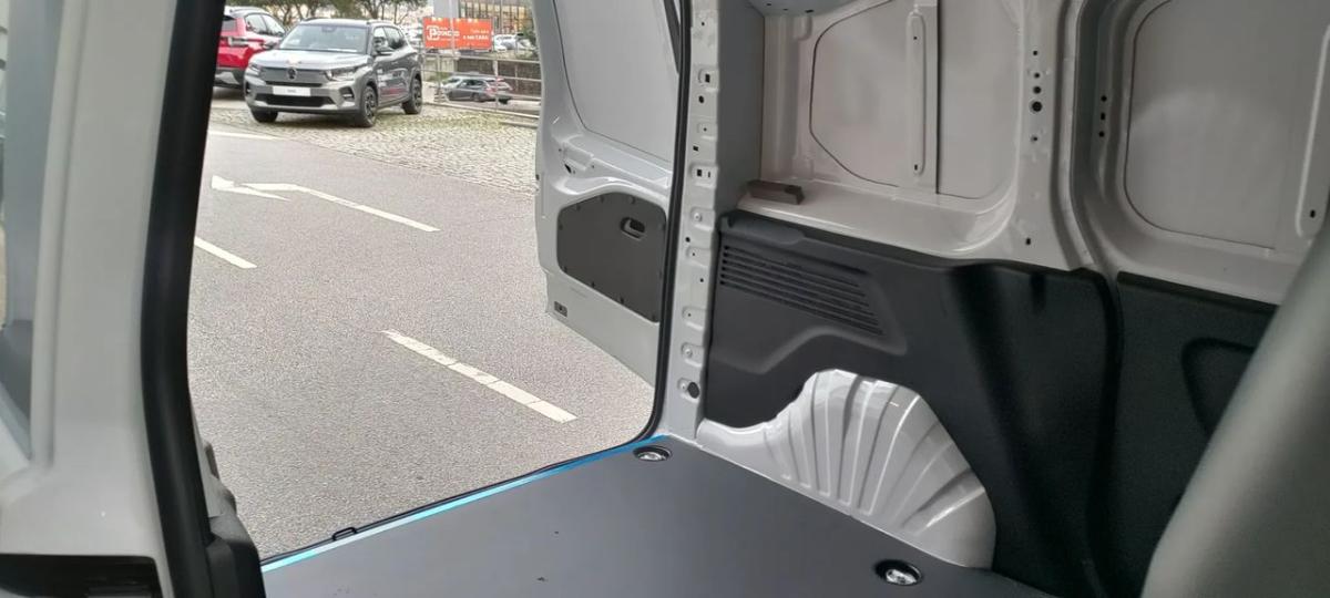 opel-combo-2024-diesel-1498cc