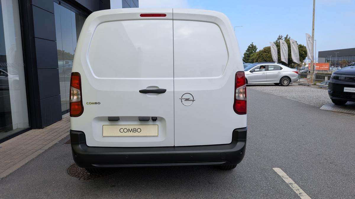 opel-combo-2026-diesel-1499cc