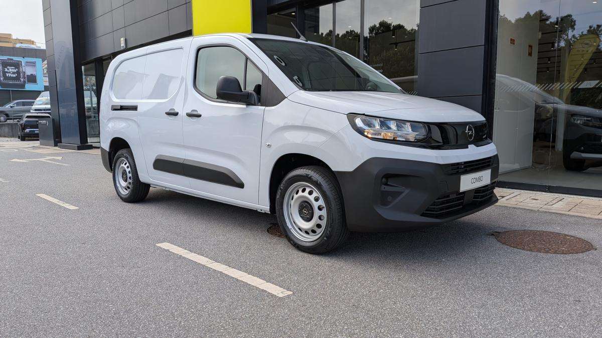 opel-combo-2026-diesel-1499cc