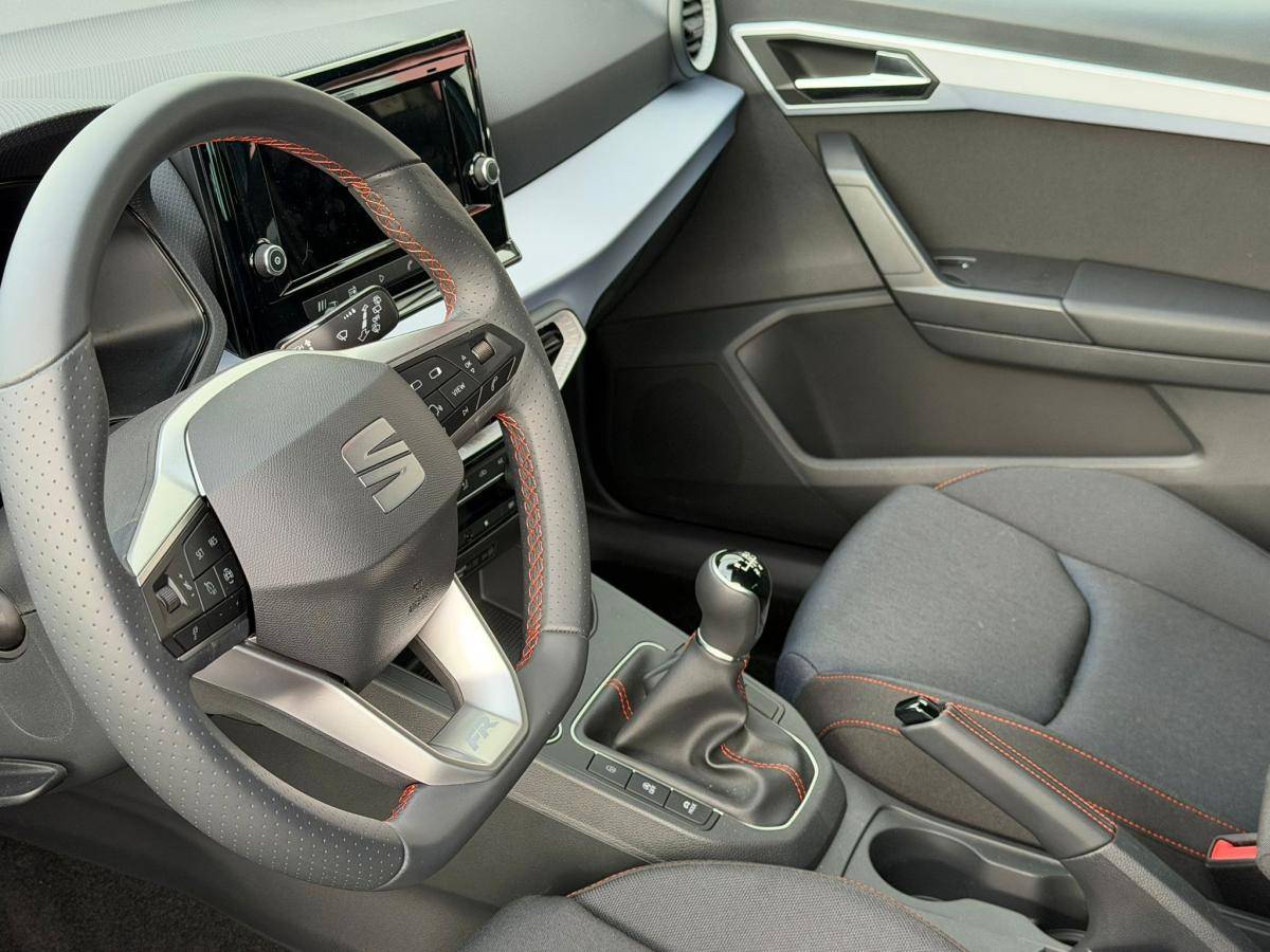 seat-ibiza-2025-gasolina-999cc