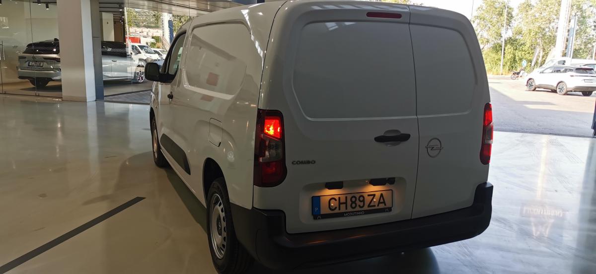 opel-combo-2026-diesel-1499cc