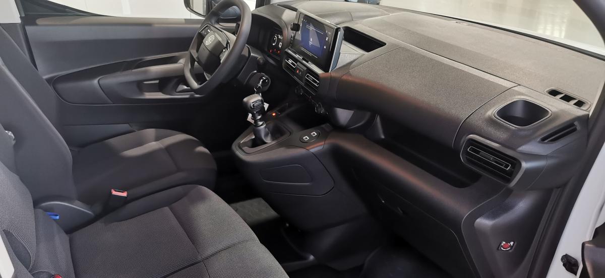 opel-combo-2026-diesel-1499cc