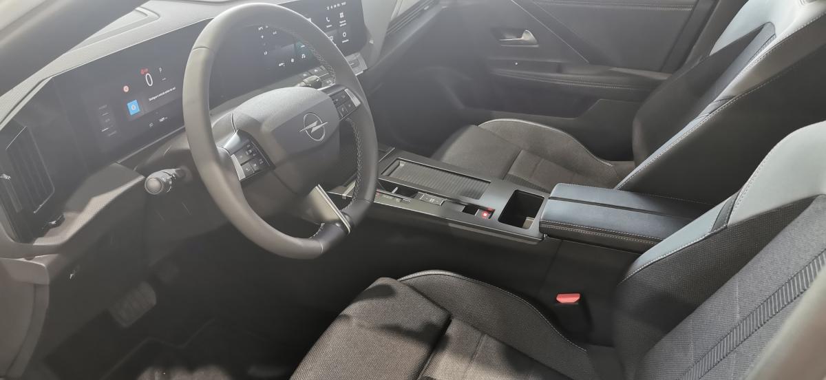 opel-astra-2026-gasolina-1199cc