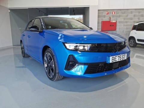 opel-astra-2023-eletrico-500cc