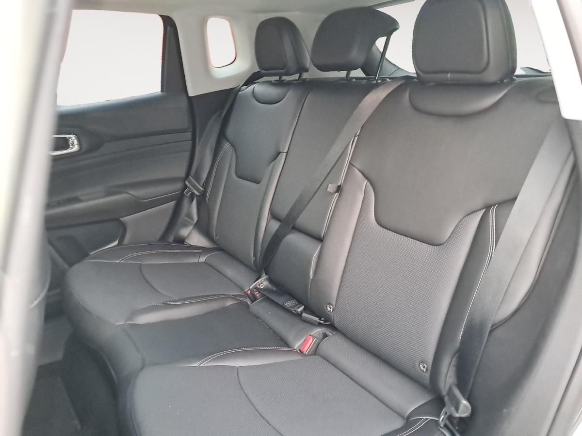 jeep-compass-2025-hibrido-a-gasolina-1332cc