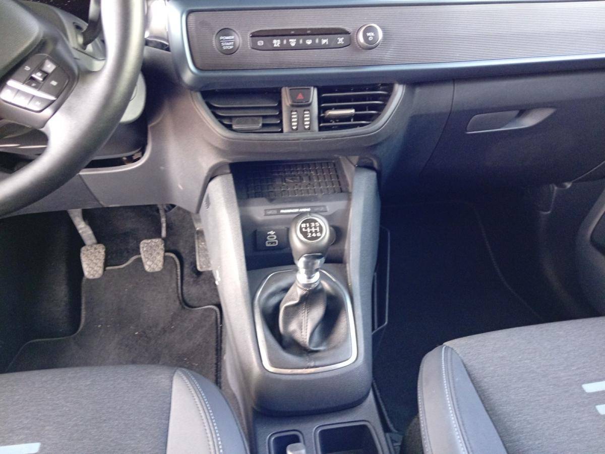 ford-tourneo-courier-2025-gasolina-998cc
