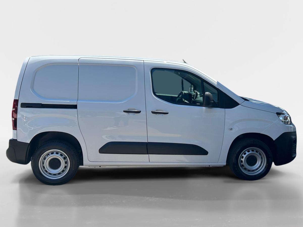 citroen-berlingo-2024-diesel-1499cc
