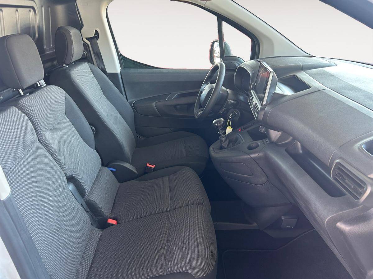 citroen-berlingo-2024-diesel-1499cc